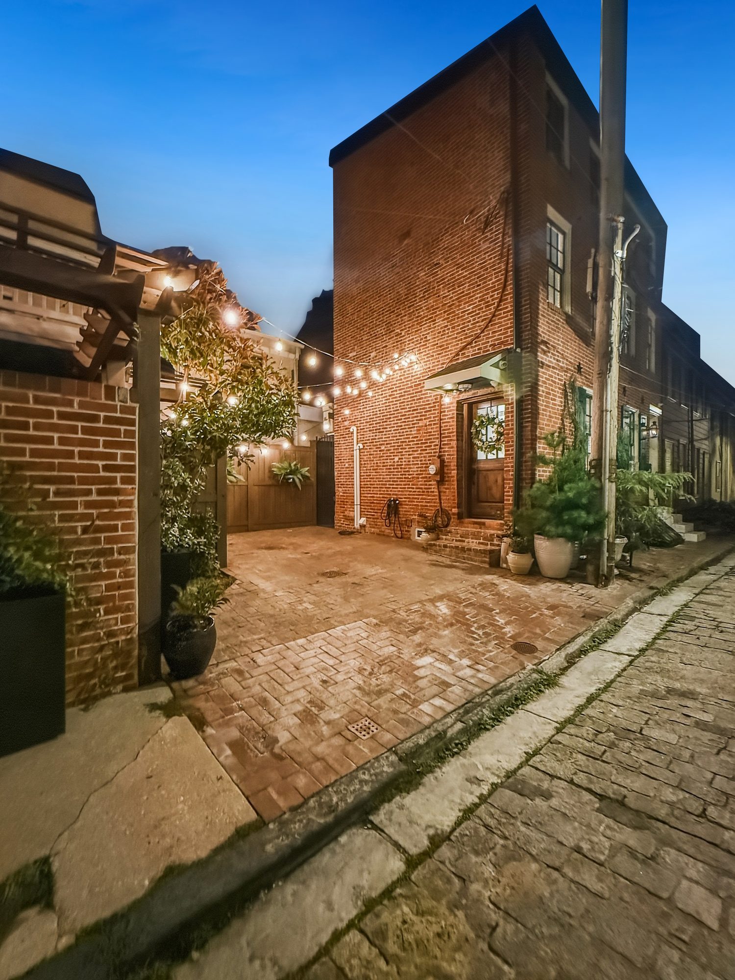 Hancock House photo 13
